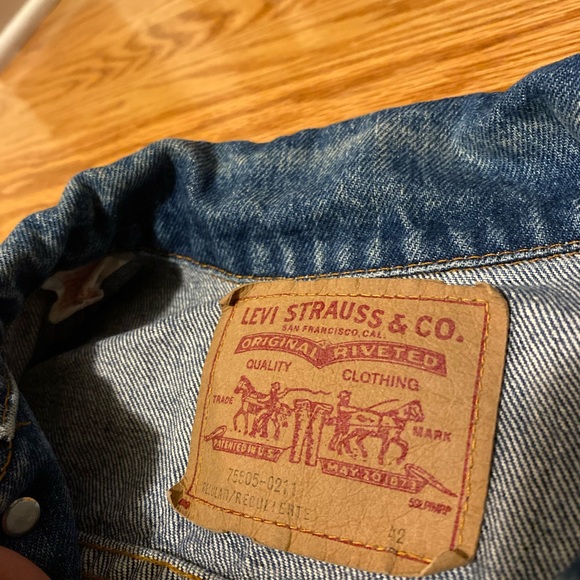 Levi’s denim jacket size - L - Picture 5 of 5
